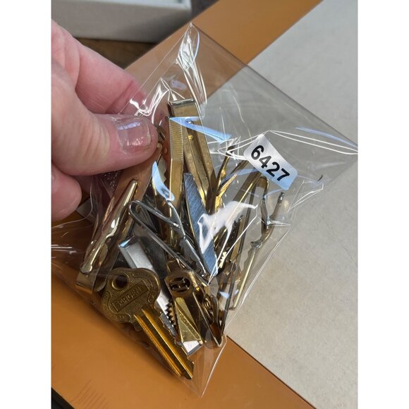 Vintage Gold & Silver Tone Tie Clips & Key Chain Collection - Picture 2 of 9
